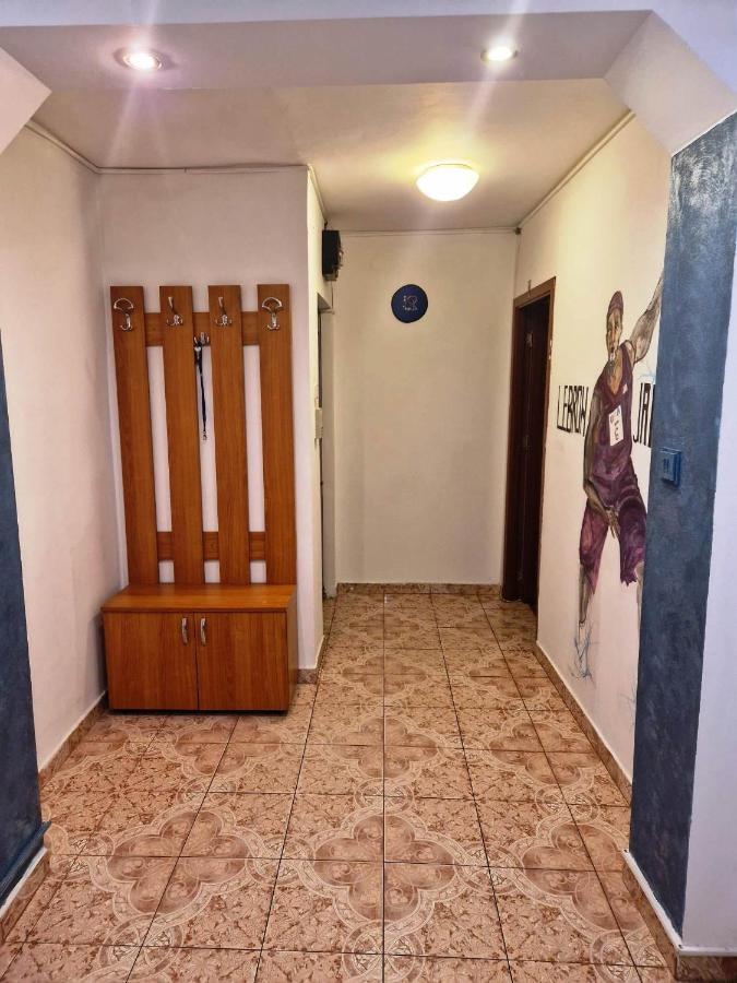 Apartmán Apartament Victoria Târgu Jiu Exteriér fotografie